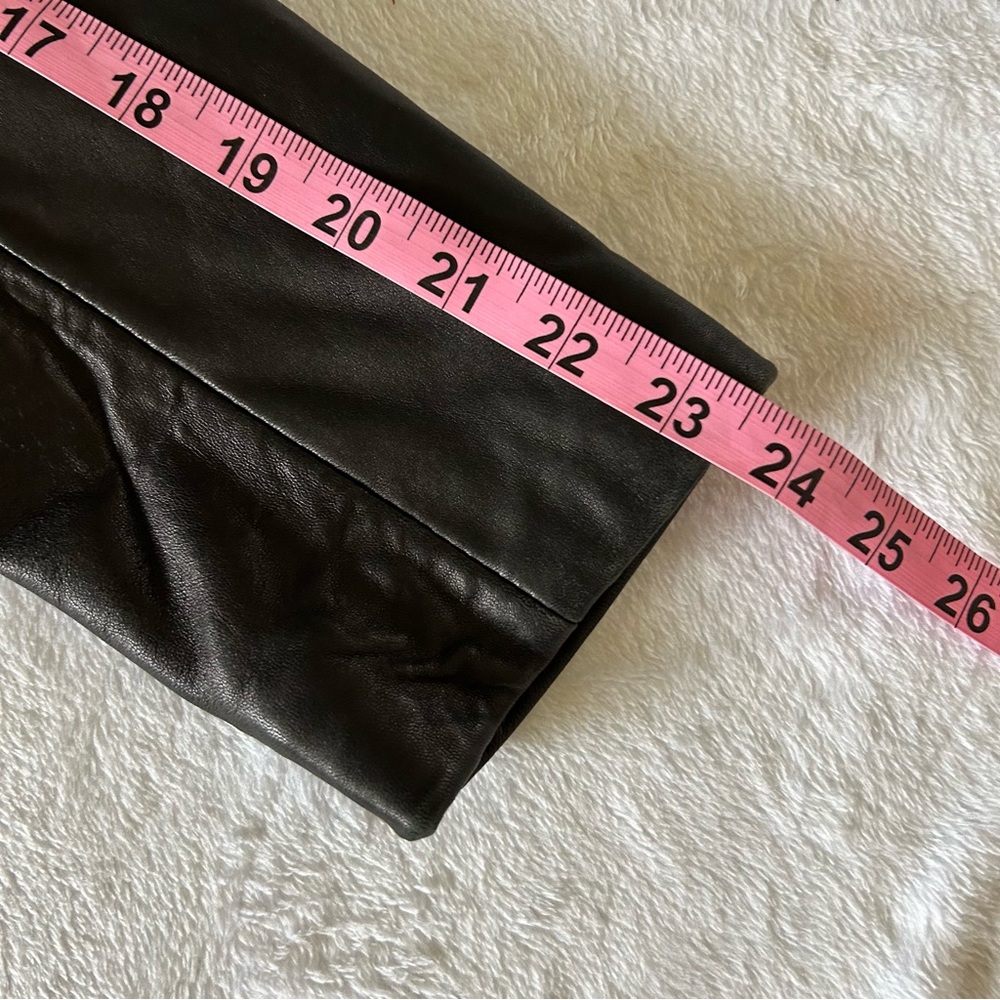 Wilsons Leather Women's Jacket w/ Thinsulate - Picture 11 of 12